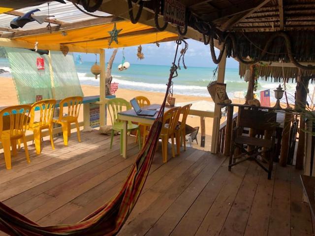 Beach Shack Chalet - Garden View Aframe Big Unit Kampong Juara Exterior photo